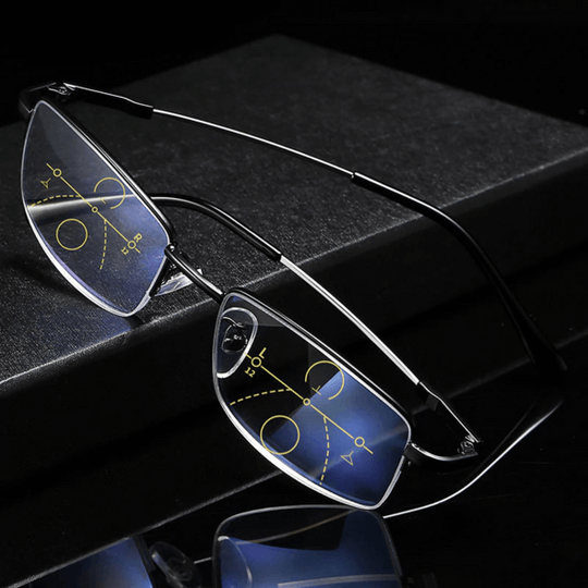 Intelligent Progressive Glasses for Clear Daily Vision