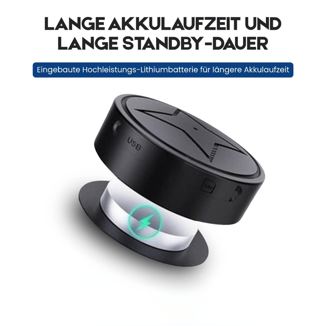 Compact GPS tracker with magnetic mount